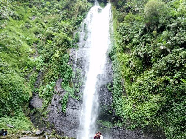 Dampak Longsor, Kawasan Wisata Curug Cibeureum Selabintana Resmi Ditutup Sementara