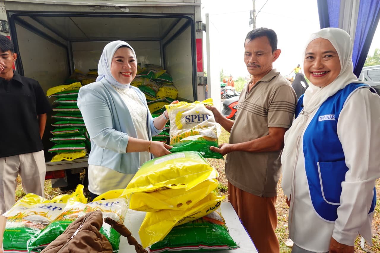 Lidyawati Cik Ujang Buka Pasar Murah Ramadhan, Ajak Perkuat Kepedulian Sosial kepada Masyarakat