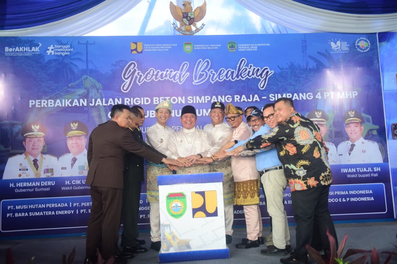 Resmikan Ground Breaking Jalan di PALI, Gubernur Herman Deru Targetkan Infrastruktur Dorong Segitiga Emas Sumsel