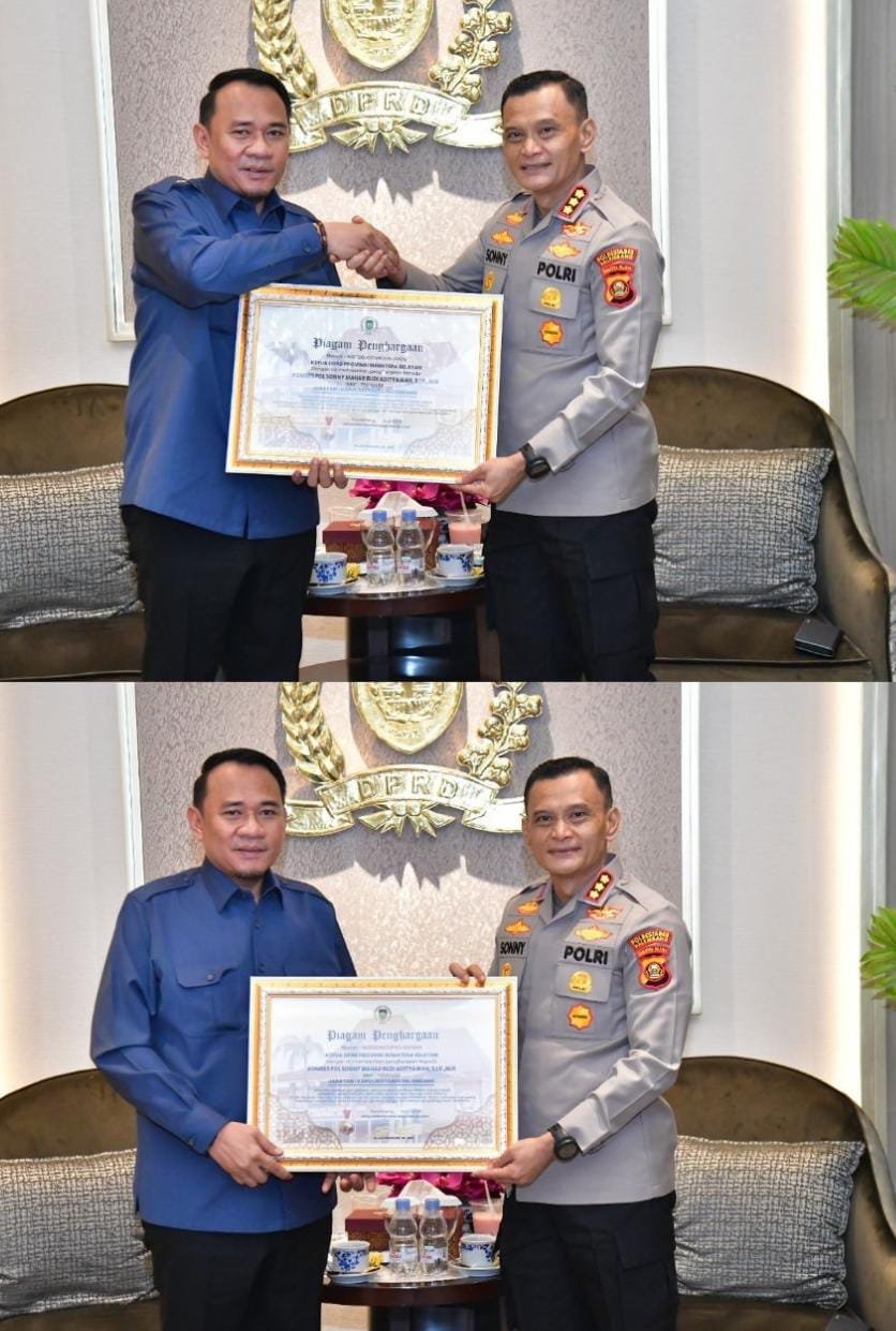Apresiasi Dedikasi Menjaga Kamtibmas, Ketua DPRD Sumsel Serahkan Piagam Penghargaan kepada Kapolrestabes Palembang